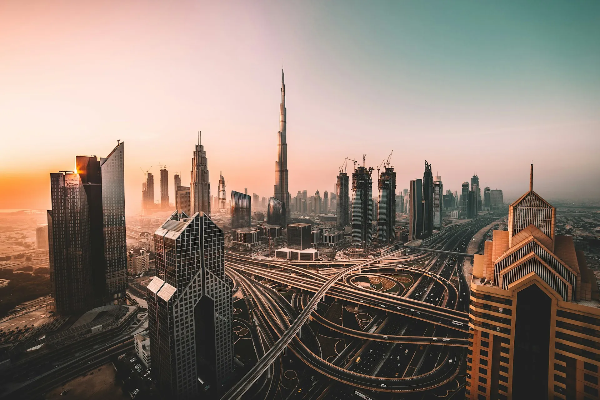 Skyline de Dubai al atardecer