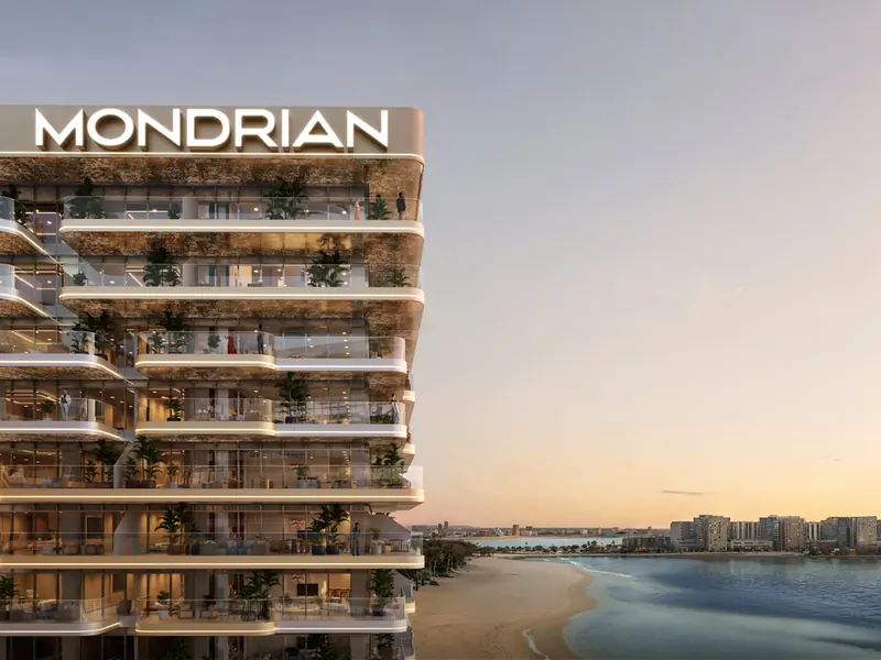Mondrian Al Marjan Island, fachada al atardecer